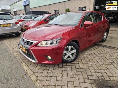 Lexus CT200h