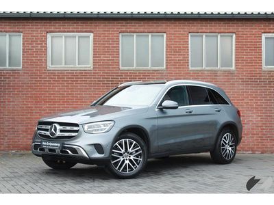 Grijs Occasion 2020 Mercedes GLC300 Premium Plus SUV | € 35.495 (Eerlijke prijs)