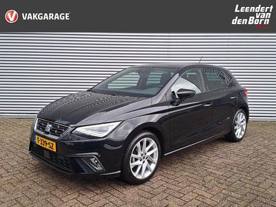 Zwart Occasion 2023 Seat Ibiza FR Hatchback | € 18.995 (Eerlijke prijs)