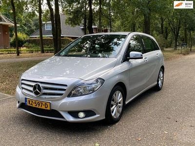 Grijs Gebruikt 2012 Mercedes B180 Ambition MPV | € 7.899 (Goede deal)