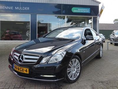 Zwart Occasion 2011 Mercedes E200 Avantgarde Coupé | € 13.450 (Duur)