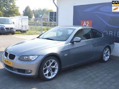 tweedehands BMW 320 3-SERIE Coupé i Executive / AIRCO / CRUISE CONTROL / NAVIGATIE