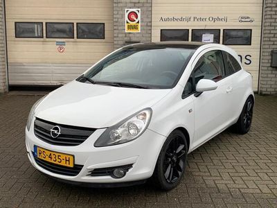 tweedehands Opel Corsa 1.2-16V Color Edition