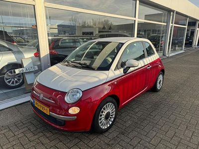 Rood (metallic) Gebruikt 2011 Fiat 500 Pop Hatchback | € 5.450 (Eerlijke prijs)