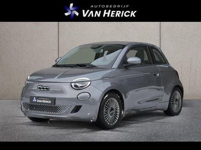 Grijs Gebruikt 2022 Fiat 500e Icon Hatchback | € 15.445 (Goede deal)