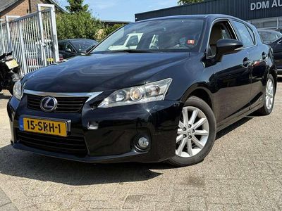 Lexus CT200h