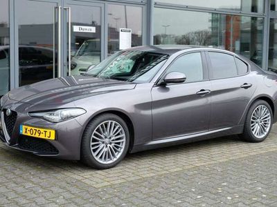 tweedehands Alfa Romeo Giulia 2.0 200pk Super Camera 18 inch Pdc Navi