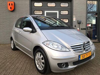 tweedehands Mercedes A170 Airco - isofix - Lm velgen - Stoelverwarming - Hoge instap