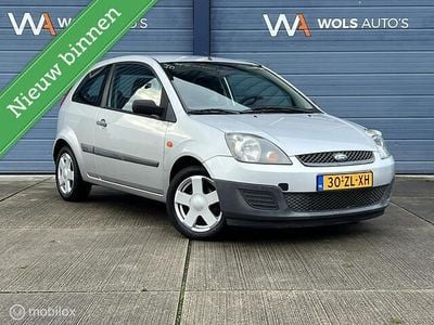Grijs Gebruikt 2008 Ford Fiesta Cool & Sound Edition Hatchback | € 1.440 (Eerlijke prijs)