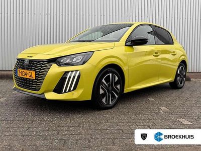 Geel Occasion 2024 Peugeot 208 Allure Hatchback | € 21.900 (Iets duurder)