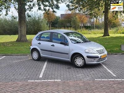 Grijs Gebruikt 2004 Citroën C3 Hatchback | € 999 (Eerlijke prijs)