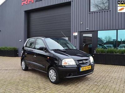 Occasion Hyundai Atos Dynamiq 63 PK (46 kW) 2006 Zwart Hatchback