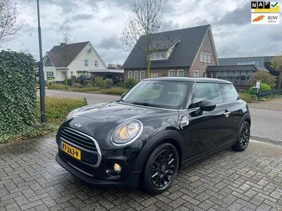 tweedehands Mini Cooper 1.5 Business |NAP Airco Cruise Navi|