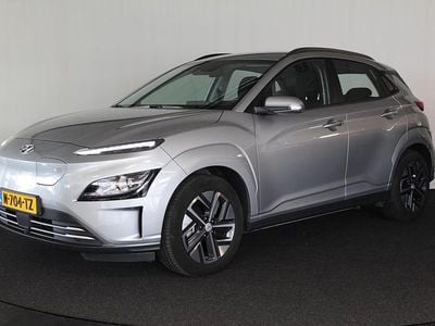 Grijs Gebruikt 2022 Hyundai Kona Comfort SUV | € 21.900 (Eerlijke prijs)