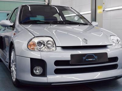 tweedehands Renault Clio II 3.0-24V V6 RS