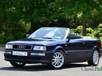 Blauw, metallic lak Gebruikt 1997 Audi Cabriolet Cabriolet | € 12.900