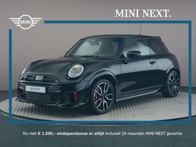 Zwart Nieuw 2025 Mini John Cooper Works Hatchback | € 49.500 (Iets duurder)