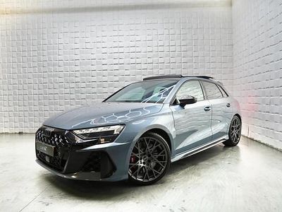 Grijs Gebruikt 2025 Audi A3 Sportback Comfort Hatchback | € 87.999