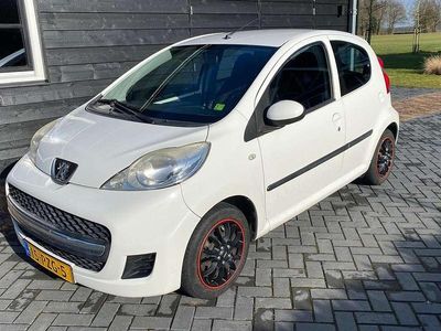 Occasion Peugeot 107 68 PK (50 kW) 2011 Wit Hatchback