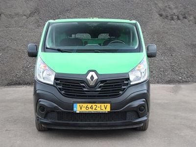 Occasion Renault Trafic Komfort 126 PK (92 kW) 2018 Groen MPV