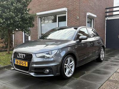 Grijs Occasion 2012 Audi A1 S-Line Hatchback | € 11.900 (Duur)