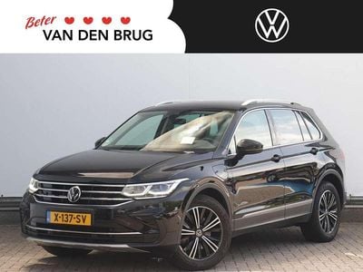 Zwart Occasion 2021 VW Tiguan Elegance SUV | € 29.900 (Iets duurder)