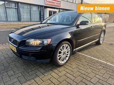 Zwart Occasion 2006 Volvo S40 Momentum Sedan | € 1.995 (Super prijs)