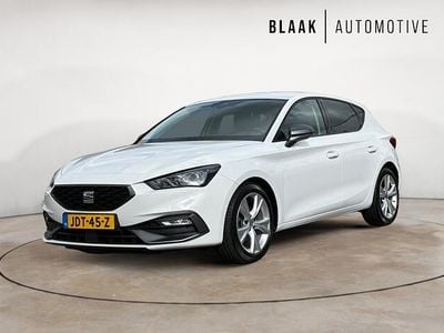 Wit Gebruikt 2022 Seat Leon FR Hatchback | € 21.490 (Super prijs)