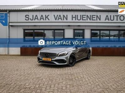 tweedehands Mercedes 180 A-KLASSE FaceliftSport Edition AMG 7G Automaat 156pk! 1e|NL|DLR|Panoramadak|Leder|NAVI|Stoelverwarming|18inch