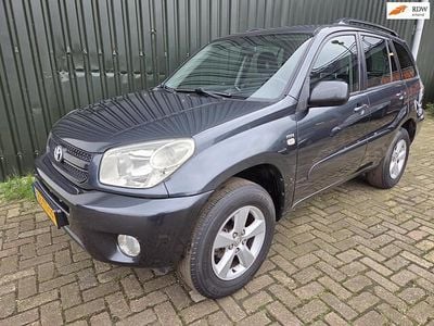 Grijs Occasion 2005 Toyota RAV4 Terra SUV | € 5.990 (Eerlijke prijs)