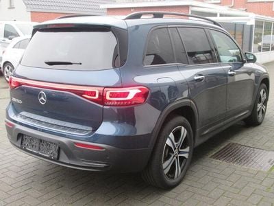 Mercedes EQB250+