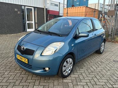 Blauw Occasion 2008 Toyota Yaris Hatchback | € 1.899 (Eerlijke prijs)