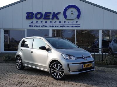 Occasion VW e-up! Style 61 kW (83 PK) 2023 Grijs Hatchback