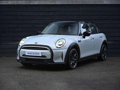 Occasion Mini Cooper Business 136 PK (100 kW) 2022 Wit Hatchback
