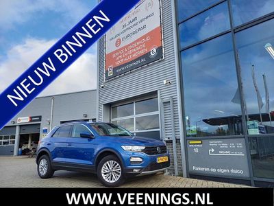 Blauw Gebruikt 2022 VW T-Roc Style SUV | € 21.750 (Eerlijke prijs)