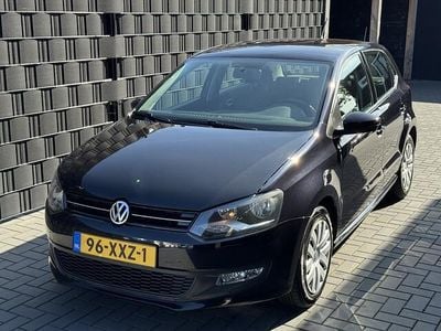 Zwart Occasion 2012 VW Polo Comfortline Hatchback | € 5.450 (Eerlijke prijs)