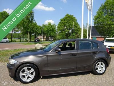 tweedehands BMW 118 1-SERIE i Business Line '06 5DRS, Airco|LM wielen!