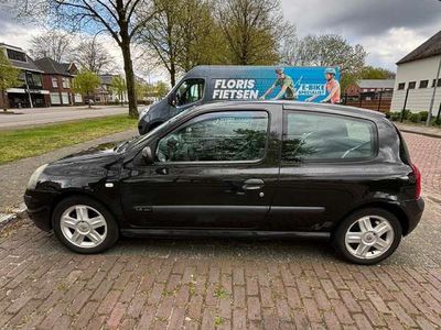 tweedehands Renault Clio 1.6-16V Dynam.Luxe