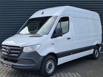 tweedehands Mercedes E-Sprinter L2H2 -Snellader- 3 zits