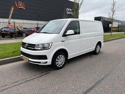 VW Transporter