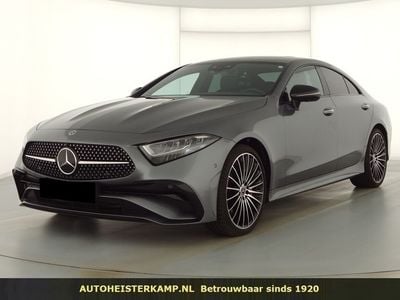 Grijs Gebruikt 2023 Mercedes CLS300 AMG line Sedan | € 94.950