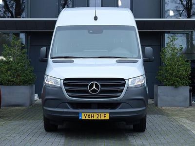 Grijs (metallic) Occasion 2023 Mercedes Sprinter Van | € 38.950 (Eerlijke prijs)