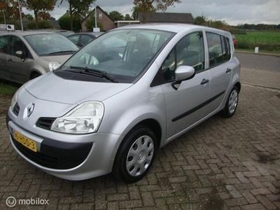 Occasion Renault Modus Dynamique 75 PK (55 kW) 2008 Grijs MPV