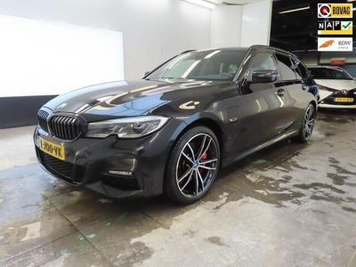 tweedehands BMW 320e 3-SERIE TouringBusiness Edition Plus M-Sport+Volleder+Vitruakl+19"Lmv+Camera+2 oplaad snoer = INCL BTW !!