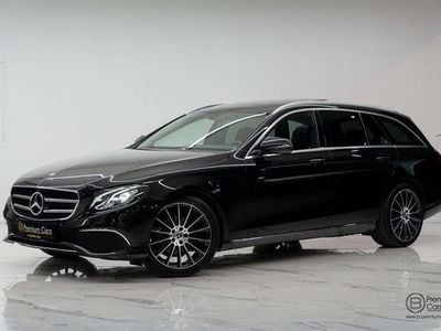Zwart Gebruikt 2019 Mercedes E200 Stationwagen | € 24.900
