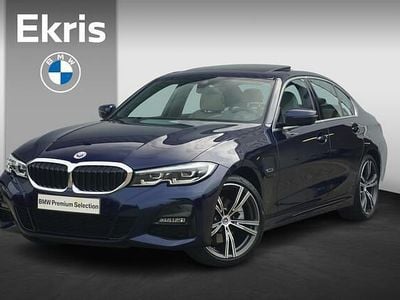 Blauw Occasion 2022 BMW 320 Executive Sedan | € 31.900 (Eerlijke prijs)