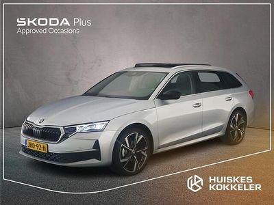 Grijs Occasion 2025 Skoda Octavia Business Line Stationwagen | € 43.400