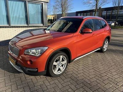 Rood Occasion 2013 BMW X1 Executive SUV | € 11.495 (Goede deal)