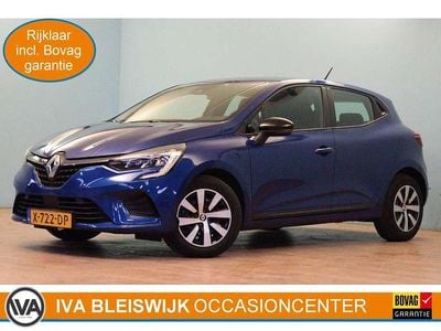 Blauw Gebruikt 2023 Renault Clio V Equilibre Hatchback | € 14.899 (Goede deal)