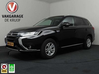 Occasion Mitsubishi Outlander P-HEV 121 PK (88 kW) 2016 Zwart SUV